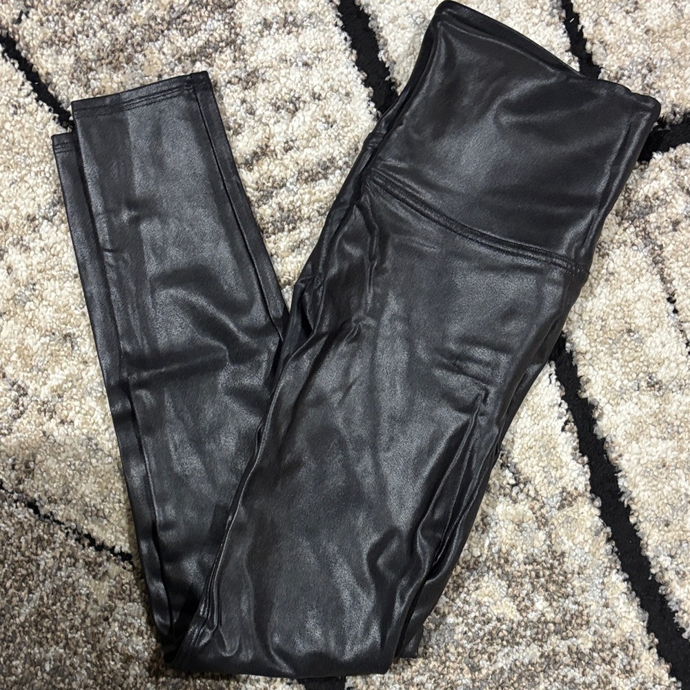 SPANX Black Shiny Leggings